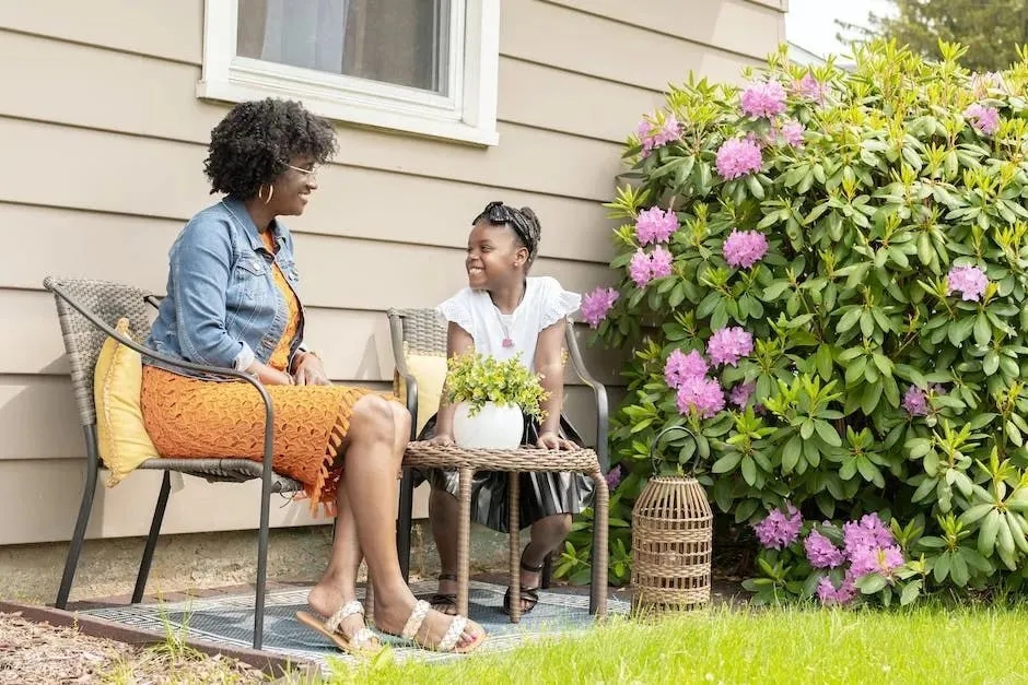 �ȷ����u����(d��ng)����������������ڳ�����Ȼ���ӣ���ע�⵽�ˆ���